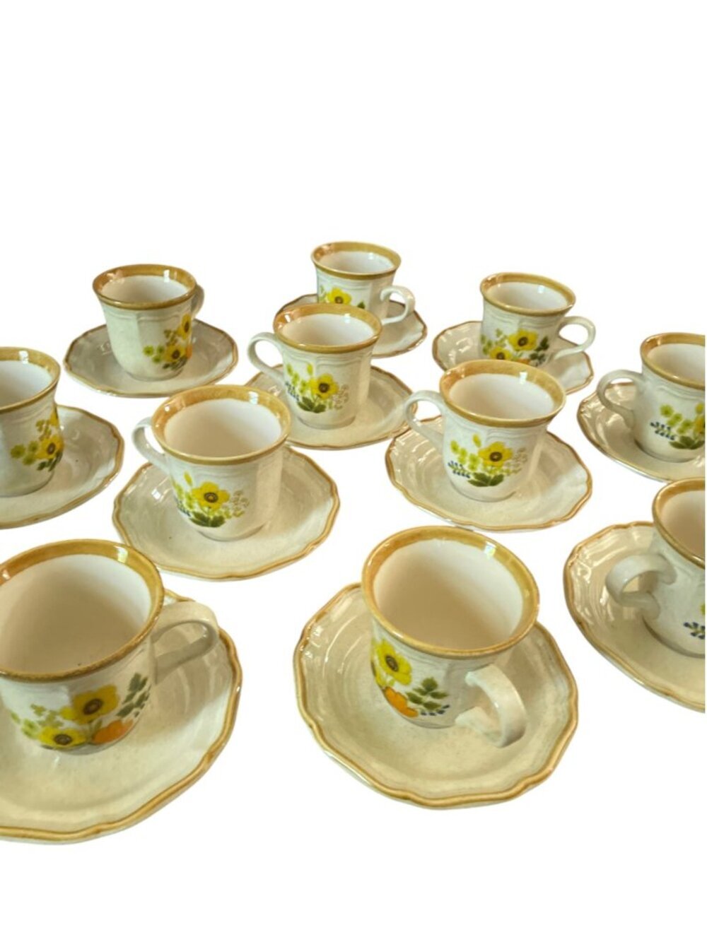 Mikasa Garden Club Fresh Floral EC 404 Stoneware Yellow Coffee Mugs and Saucers - Picture 9 of 9